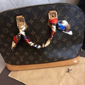 Authentic Alma Monogram